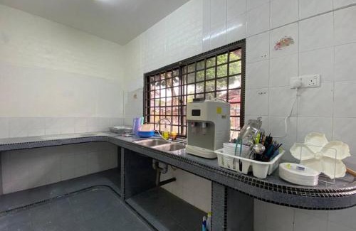Kempas House | Convenient Stay in Johor Bahru Near Paradigm Mall JB