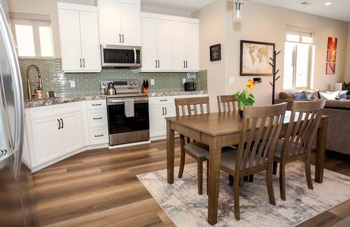 Kanab House | Explore Mighty 5 Casita in Kanab with Spa & Hot Tub!