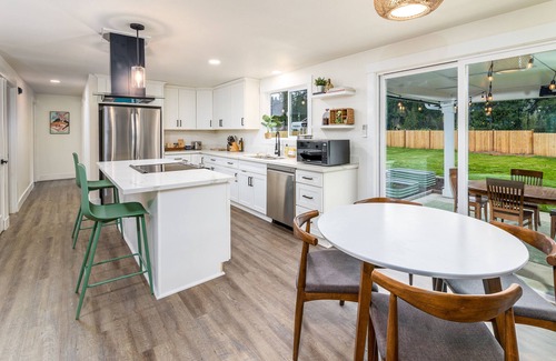 Lochsloy House | Ideal Family Retreat in Lake Stevens with Fenced Yard