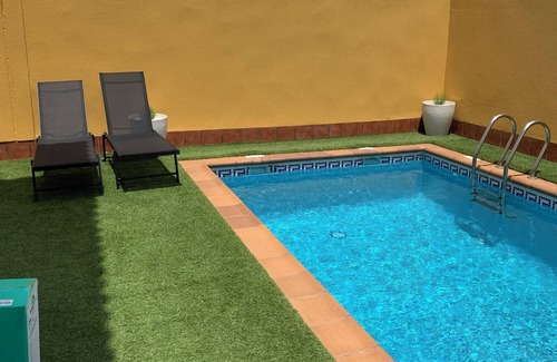 Los Alcazares House | Home in Los Alcazares,n4-bedroom house with, Private Pool, WiFi, AC,