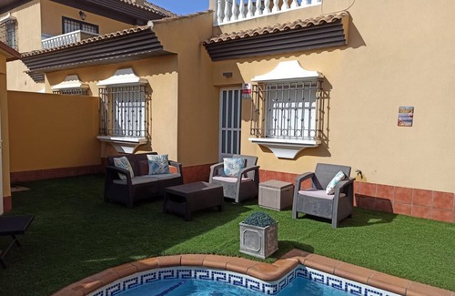 Los Alcazares House | Home in Los Alcazares,n4-bedroom house with, Private Pool, WiFi, AC,