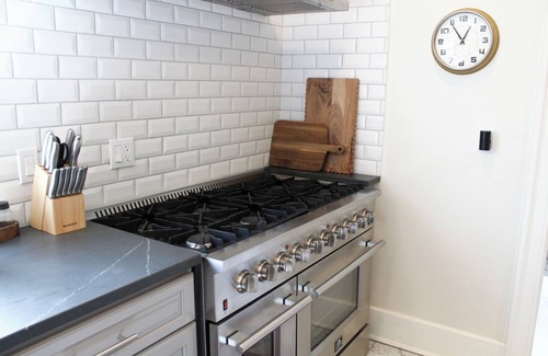 Manhattan House | Home in Manhattan Spacious and great location