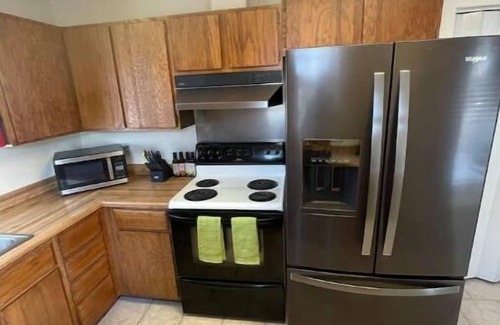 Eagle River Apartment | Inviting Retreat in the Heart of Eagle River with Spa & Hot Tub