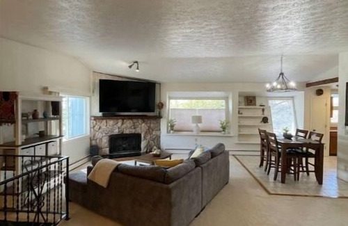 Eagle River Apartment | Inviting Retreat in the Heart of Eagle River with Spa & Hot Tub
