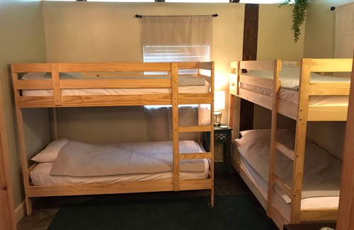 Apopka Cabin | Nature View Retreat: Pet-Friendly with Pool & Breakfast