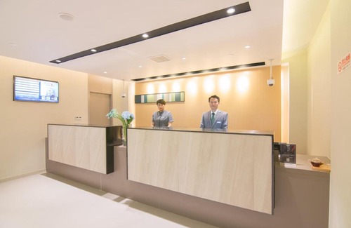 Pudong Hotel | Budget-Friendly Stay at Home Inn Selected Shanghai Harbour City