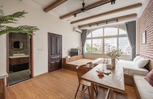 Hang Bac Villa | Tranquil Villa with Rooftop Pool – Guest Rated 9.4/10