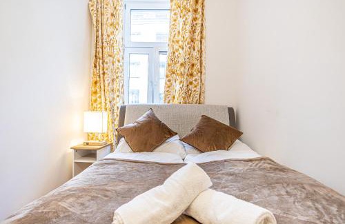 Penzing Apartment | Cozy 2BR Apartment in Penzing, Perfect for Families