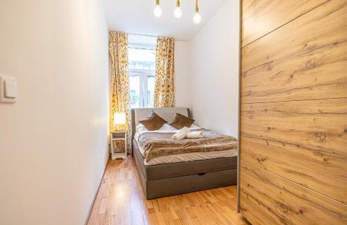 Penzing Apartment | Cozy 2BR Apartment in Penzing, Perfect for Families