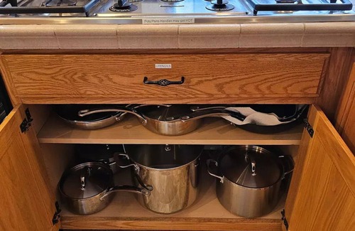 Bellingham House | Eco-Friendly Retreat Minutes from Downtown with Ocean Views