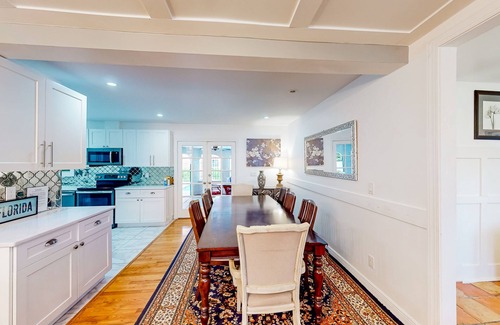 Old Northwood House | Beachfront Oasis with Private Pool & BBQ Area, 10/10 Rating