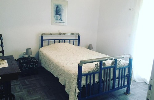 Velon House | Beachside Retreat for Families Near the Ocean
