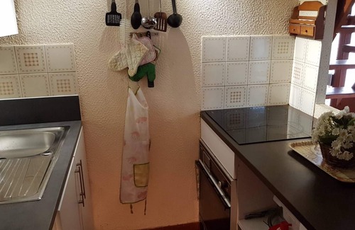 Saint-Cyprien Plage Apartment | Relax at HOME OF LEISURE + GARDEN - 10/10 Guest Rated