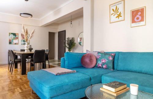 Mets Apartment | Exceptional Home of Petros: Child-Friendly Stay with 9.8 Rating