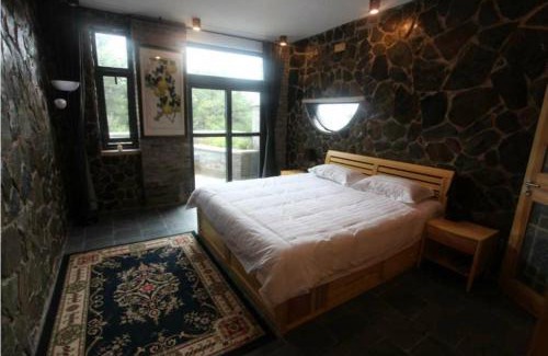 Huairou Resort | Explore Relaxation at the Great Wall Hotel