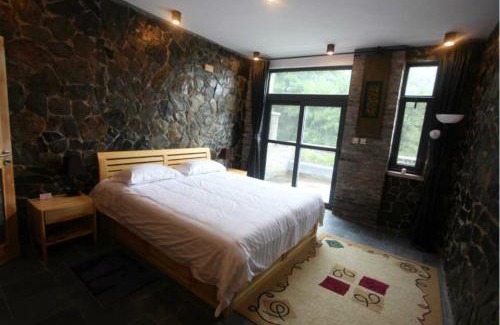 Huairou Resort | Explore Relaxation at the Great Wall Hotel