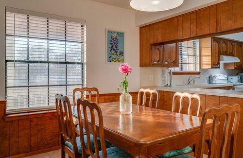 Round Rock House | Discover Relaxation at Round Rock Getaways by the Park