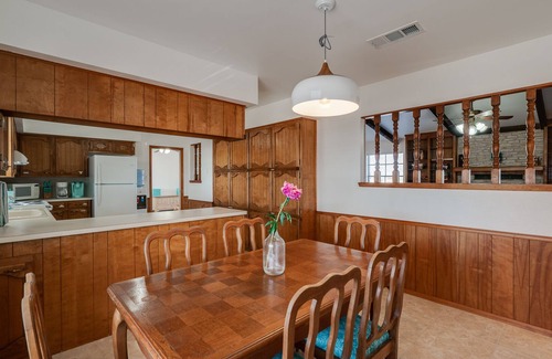 Round Rock House | Discover Relaxation at Round Rock Getaways by the Park
