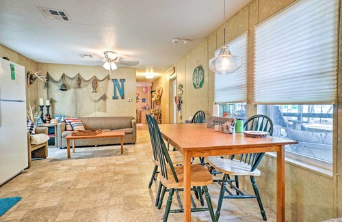 Wetumpka House | Inviting Home on Jordan Lake with Shared Dock & Spa