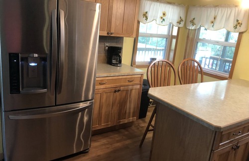 Colona House | Discover Home on the Green River with Oceanfront Views