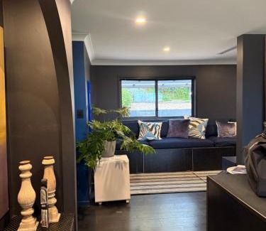 Bowral House | Relaxing Retreat at Home On The Hill - Bowral