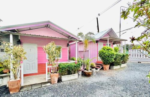 Ayutthaya House | Cozy Family-Friendly Bungalow in Ayutthaya Zone