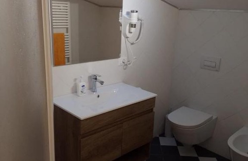 Polcenigo House | Cozy Home Polcenigo: Guest Rated 9/10 & Child Friendly