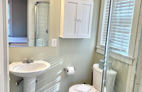 New Albany Cottage | Exceptional Retreat with Private Yard Near Downtown Trails