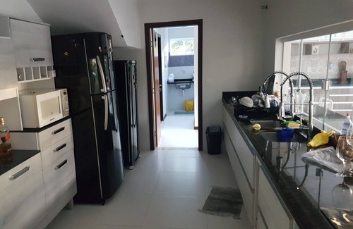 Guarajuba House | Discover Itacimirim: Five Suites with Oceanfront Views