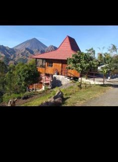 Ngada Apartment | Inviting Wolokoro Ecotourism: Child-Friendly Getaway