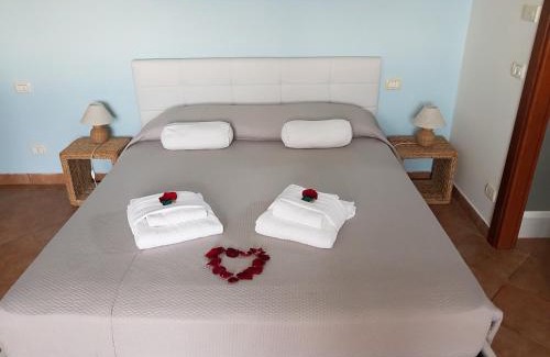 Cavaion Veronese Apartment | Comfortable Home Suite with Hot Tub & Pet-Friendly Stay
