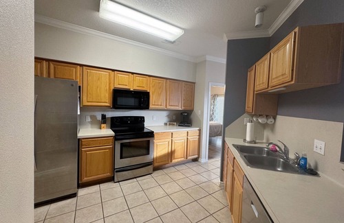 Edelweiss Condo | Home Sweet College Station! 3bed/2bath, Minutes away from Texas A&M University.