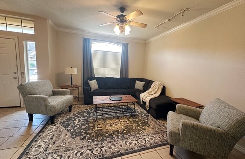 Edelweiss Condo | Home Sweet College Station! 3bed/2bath, Minutes away from Texas A&M University.