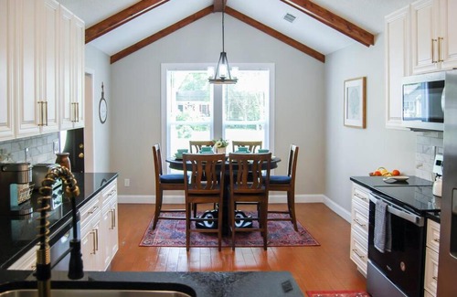 Sugar Hill House | Cozy Retreat Near Mall of Georgia & Suwanee Town!