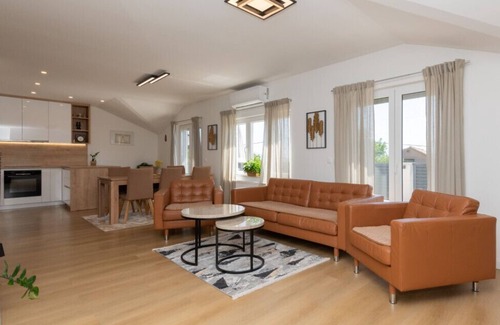Imotski Villa | Home Sweet Home - Makarska by Villas Guide