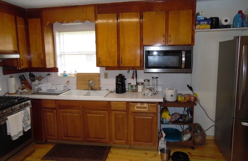 Enterprise House | Cozy Retreat with Ocean Views and Family-Friendly Amenities