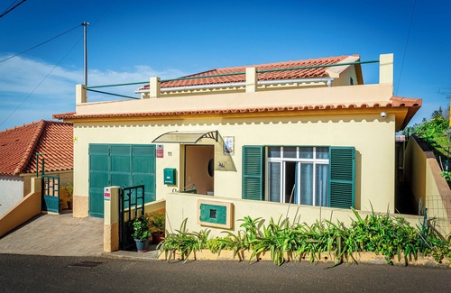 Faja da Ovelha House | Experience Nature at Home Thomas - Perfect for Families