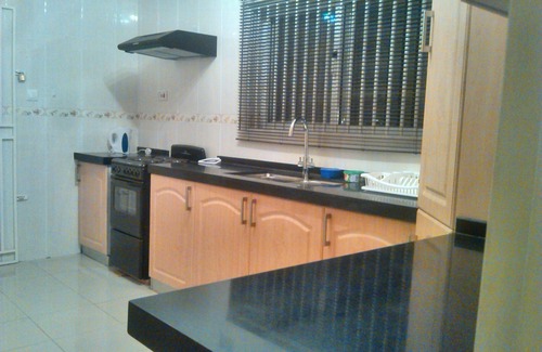 Blantyre House | Budget-Friendly Home Up Guest House with Family Amenities
