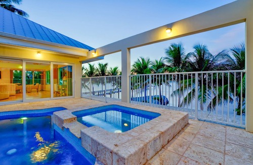 Long Key House | Elegant Home with Pool, Spa & Breathtaking Water Views