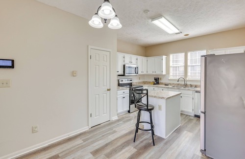 Gunter Afs House | Home w/Fenced Yard ~ 12 Mi to Dtwn Montgomery