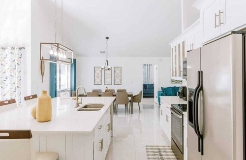 Buena Ventura Lakes House | Relaxing Home with Pool Just 17 Minutes from Disney World