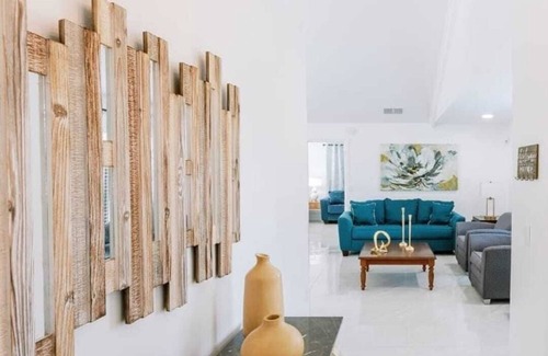 Buena Ventura Lakes House | Relaxing Home with Pool Just 17 Minutes from Disney World