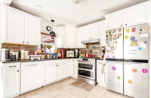 Gulfport House | Convenient Retreat Near St Petersburg Downtown & Beach