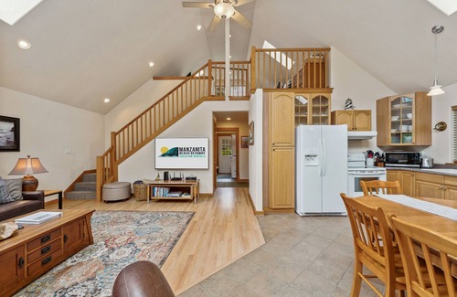 Manzanita House | Home with lots of character! Surrounded by trees, close to Nehalem Bay State Park and the beach.