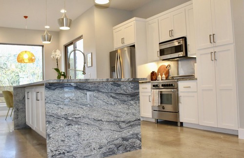 East MLK House | Cozy Home Experience in Vibrant East Austin