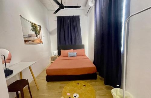 Central Seberang Perai House | Exceptional Stay at Home11A: Pet Friendly & Netflix Ready