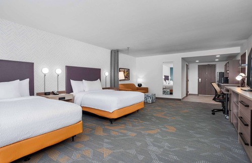 Pike Hotel | Discover Home2 Suites by Hilton Indianapolis North