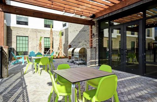 Jekyll Island Hotel | Discover Home2 Suites by Hilton Jekyll Island - Pet Friendly!