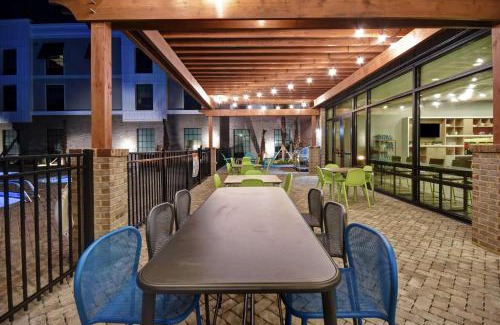 Jekyll Island Hotel | Discover Home2 Suites by Hilton Jekyll Island - Pet Friendly!