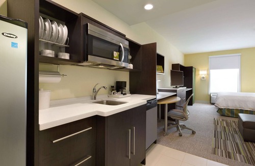 West Chester Hotel | Experience Comfort at Home2 Suites by Hilton Cincinnati